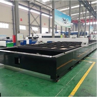 3kw 4kw 6kw 8kw レーザー切削機械 金属 8mm 10mm 15mm ファイバーレーザー 閉じ CNC