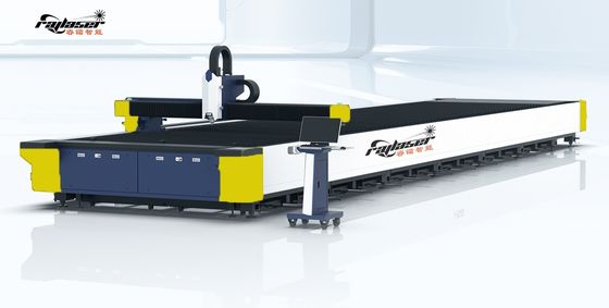 1500mm * 3000mm 切断エリアと高精度のシート金属ファイバーレーザーカット機